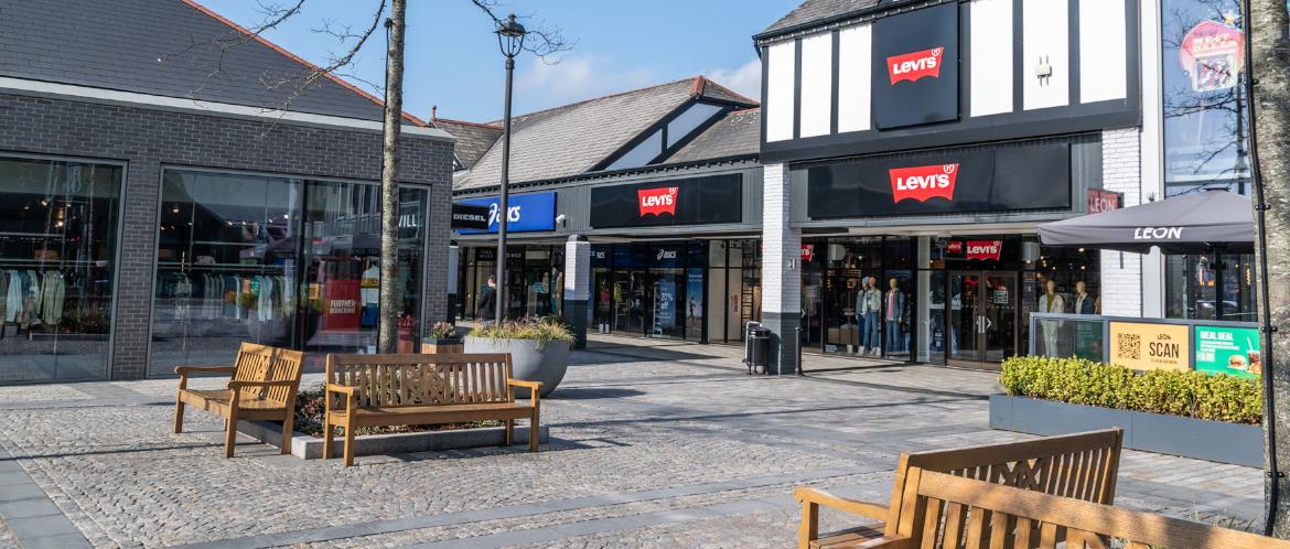 Cheshire oaks shop levis shop